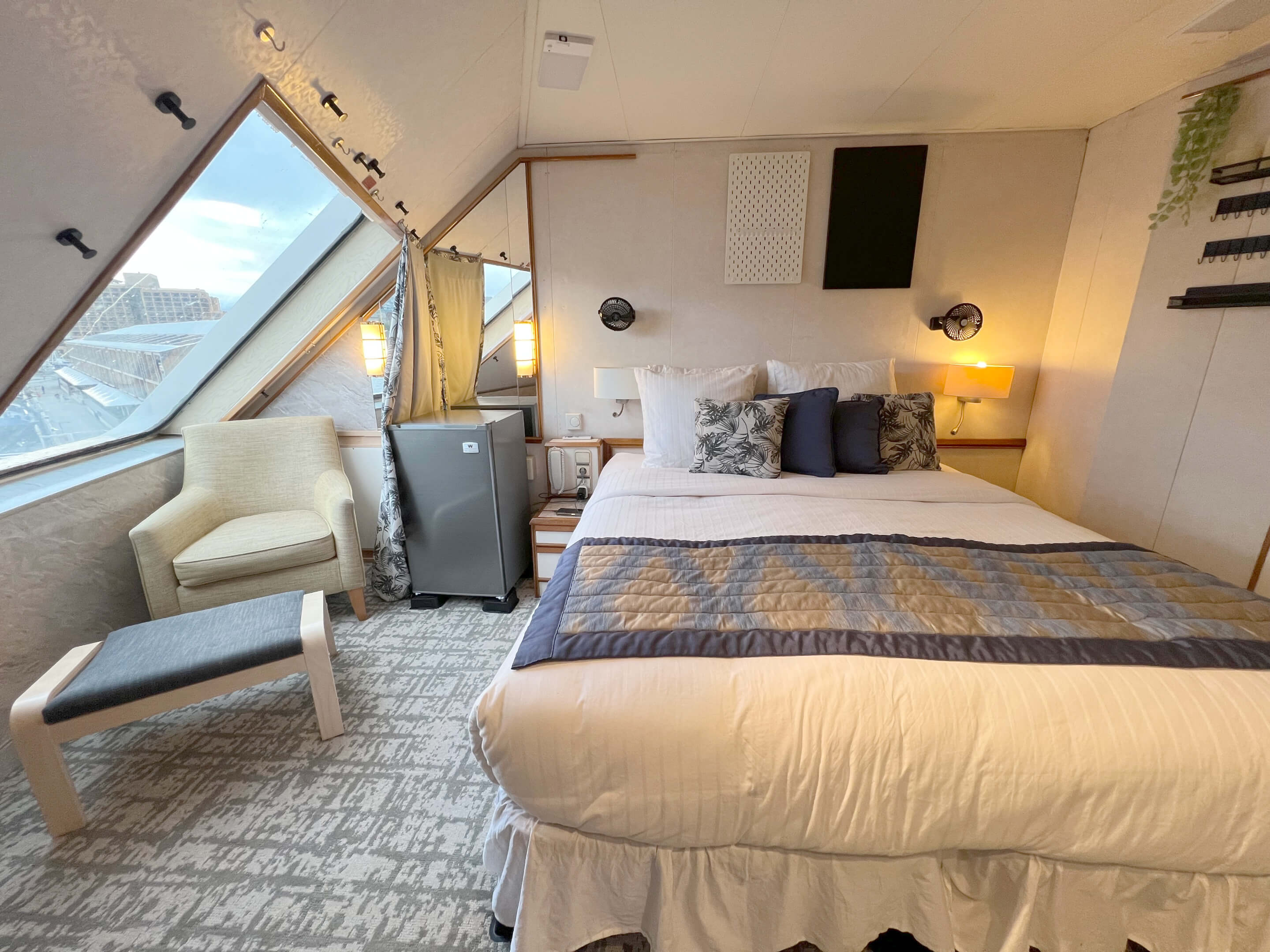 Cabin 6008 Interior